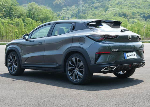 小米汽车首款SUV——小米YU7正式发布，玩创意有一套