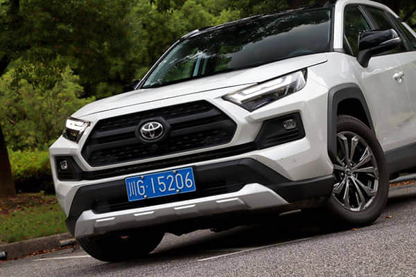 宝马5系：有史以来最便宜，3系的价格就能买，你们为啥不感兴趣？