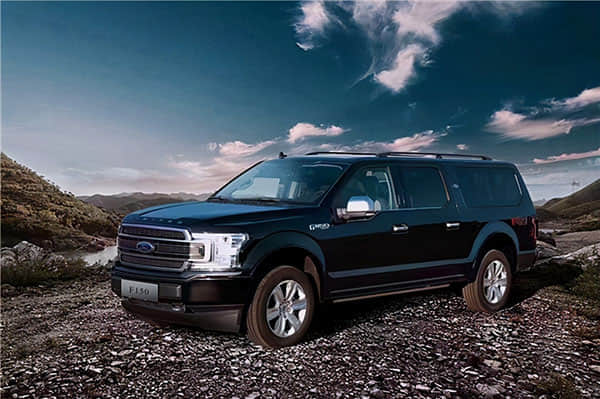 集三大突破性创新技术 宝马新时代车型重塑智能驾趣