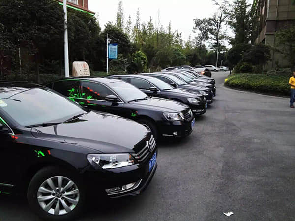 吉利银河M9，能做9系大SUV中的“价格屠夫”吗？