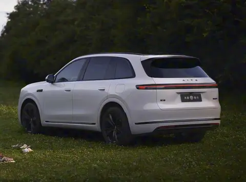 问界M7 超长续航版 增配不涨价？