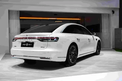 享界S9/S9T快上市了，激光雷达堆到36个，华为这次真不玩虚的